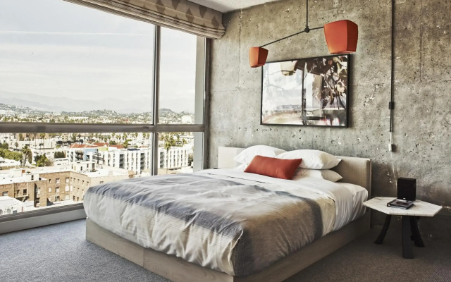 photo 3 of The LINE Hotel