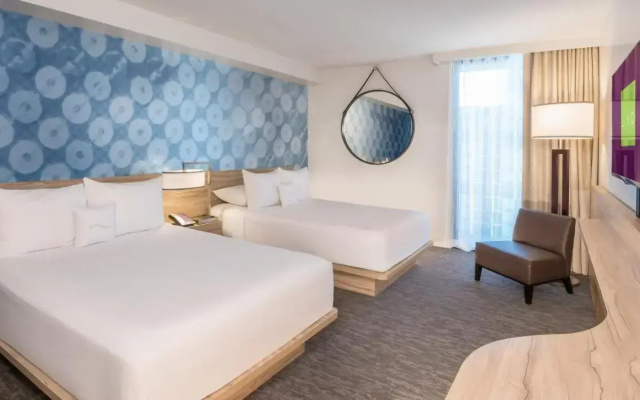 photo 2 of The LINQ Hotel & Casino – A Caesars Rewards Destination