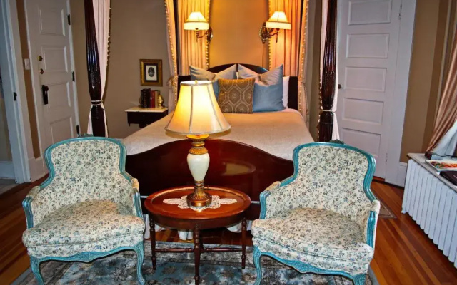 photo 5 of The Lion and the Rose B&B