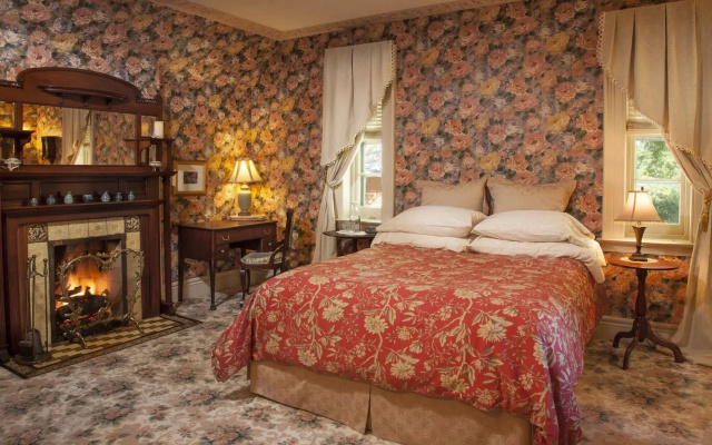 photo 4 of The Livingston Inn