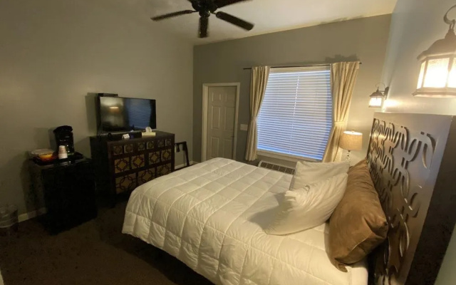 photo 3 of The Copperhead Lodge