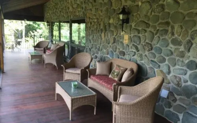 photo 4 of The Lodge in Sugar Hollow