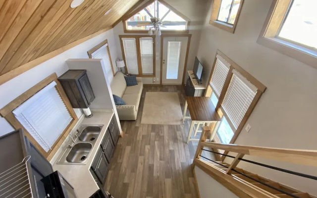 photo 2 of The Lodges of Oak Creek