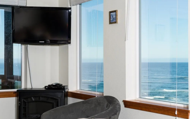 photo 5 of The Lookout 2 Bedroom Home