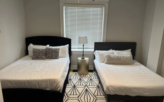 photo 2 of Luxe Spot Suites