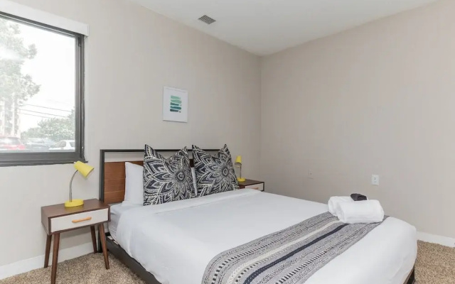 photo 5 of The Luxe Suites of Alexandria