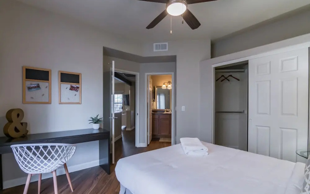 photo 4 of Luxury Scottsdale Suite + Pool + Gym
