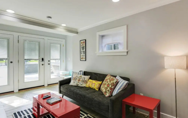 photo 5 of The Magnolia - Modern - 2BD / 2bth - Luxury Bedding