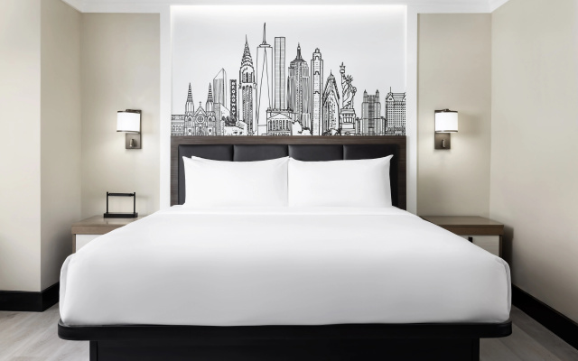 photo 4 of Crowne Plaza Manhattan Times Square by IHG Hotel