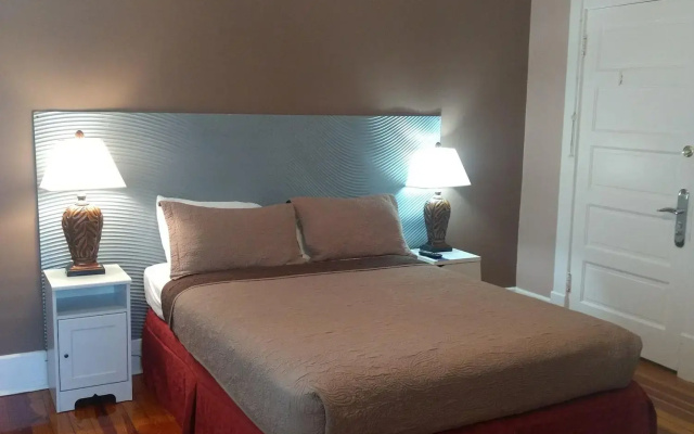 photo 2 of Mansion Inn