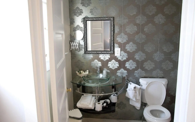 photo 5 of Mansion Inn