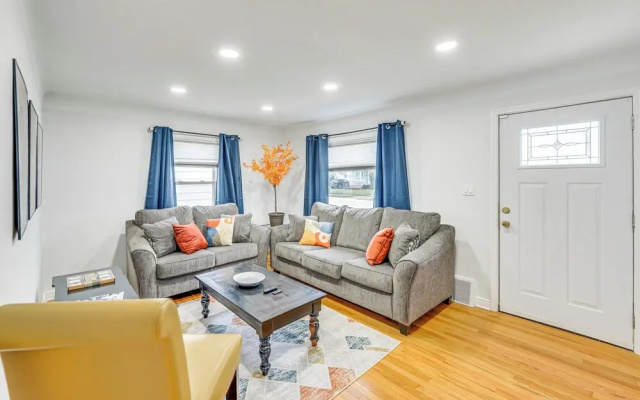 photo 5 of 'the Maple Tree' Home: 14 Mi to Downtown Cleveland