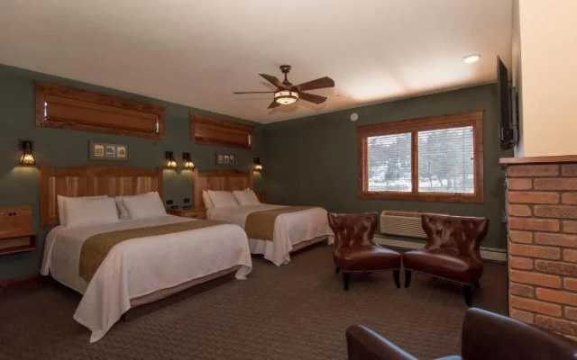 photo 2 of The Maxwell Inn