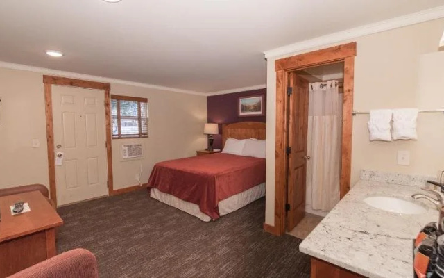 photo 4 of The Maxwell Inn