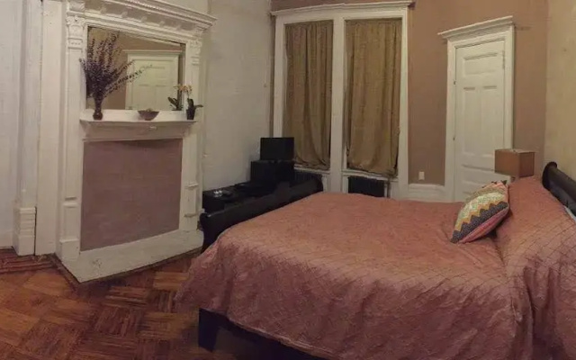 photo 4 of The Melva Inn - Harlem