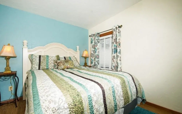 photo 2 of The Mermaid at Nye Beach 3 Br home by RedAwning