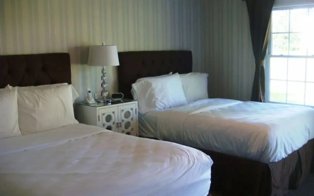photo 3 of The Milestone Inn