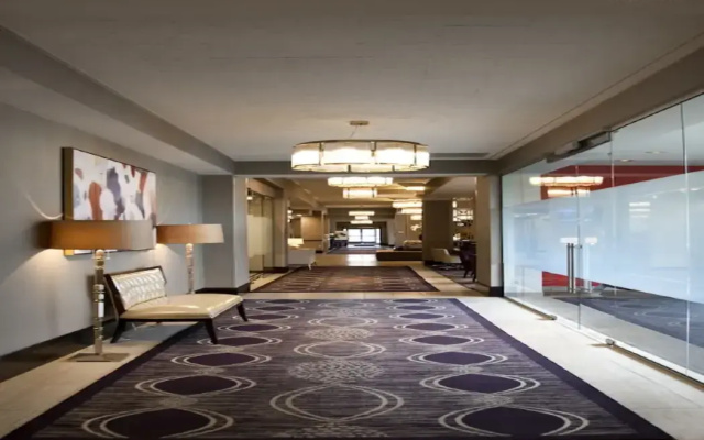 photo 2 of Radisson Hotel Brooklyn Center