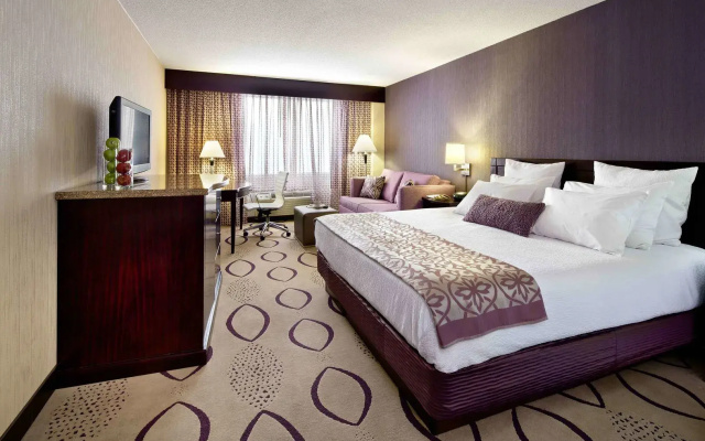 photo 3 of Radisson Hotel Brooklyn Center