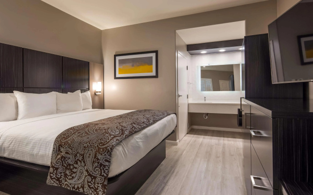 photo 3 of SureStay Plus by Best Western Santa Clara Silicon Valley