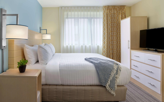 photo 2 of Sonesta ES Suites New Orleans Downtown
