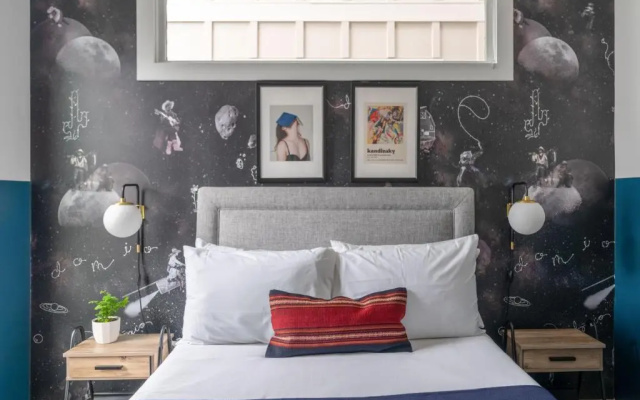 photo 4 of The Monroe by AvantStay – Stylish Group Stay with Easy Access to Attractions