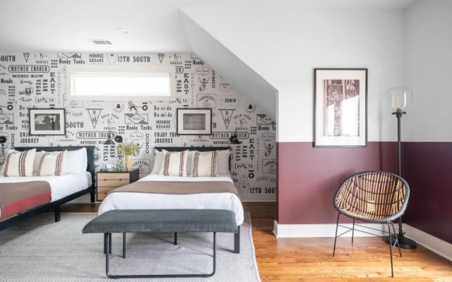 photo 5 of The Monroe by AvantStay – Stylish Group Stay with Easy Access to Attractions