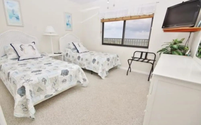 photo 2 of Moontide Condominium