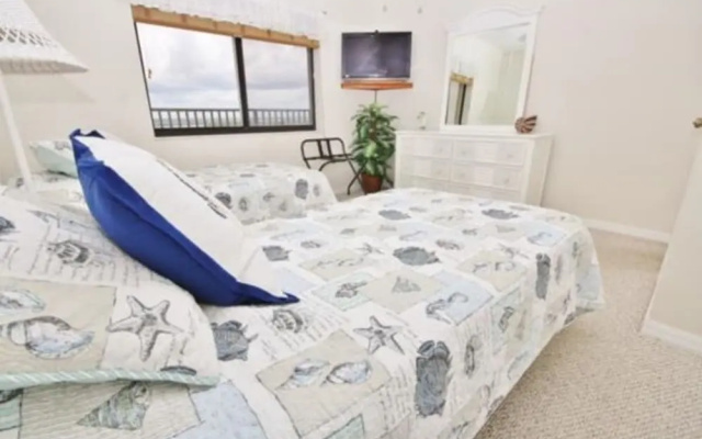 photo 5 of Moontide Condominium