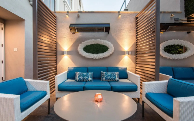 photo 2 of The Mosaic Hotel - Beverly Hills