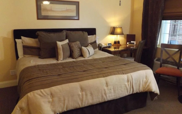 photo 5 of The Mount Vernon Inn