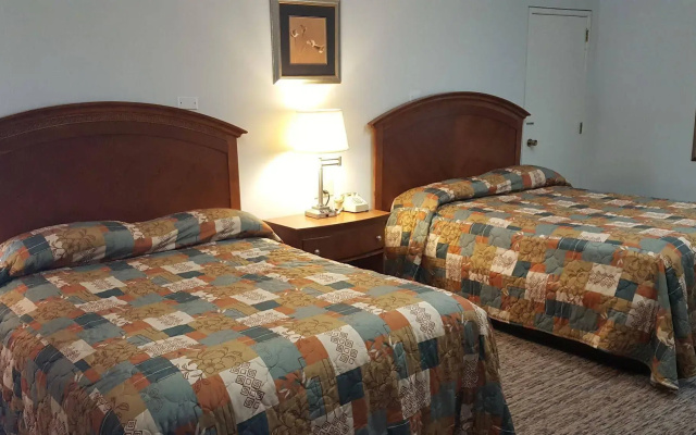 photo 4 of The Mountaineer Inn