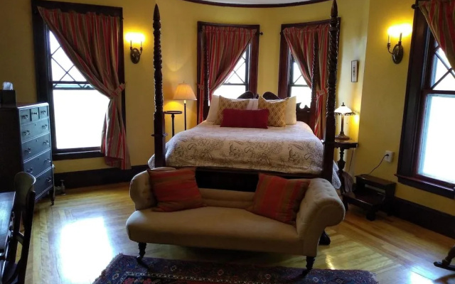 photo 4 of Mulburn Inn