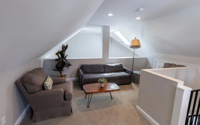 photo 4 of The Newport Lofts – 543 Thames Street