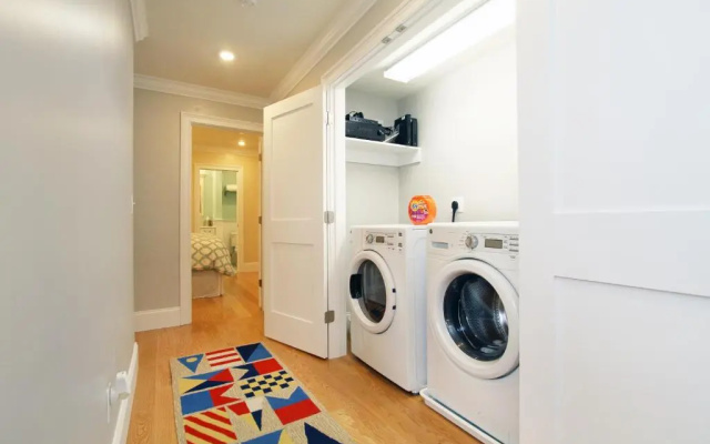 photo 2 of The Newport Lofts - 548 Thames Street