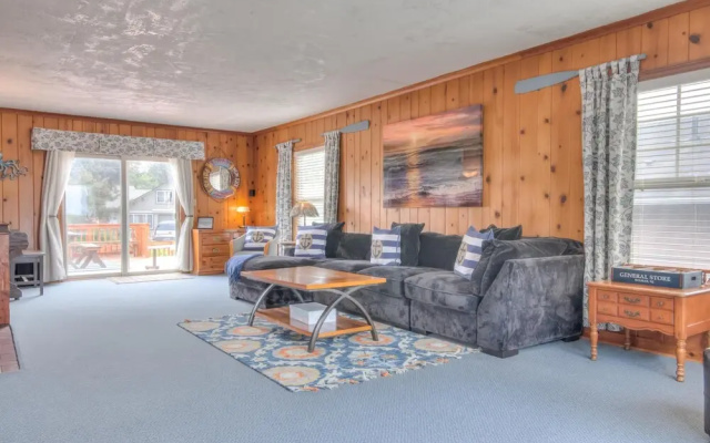 photo 2 of The Nordic House in the Cove