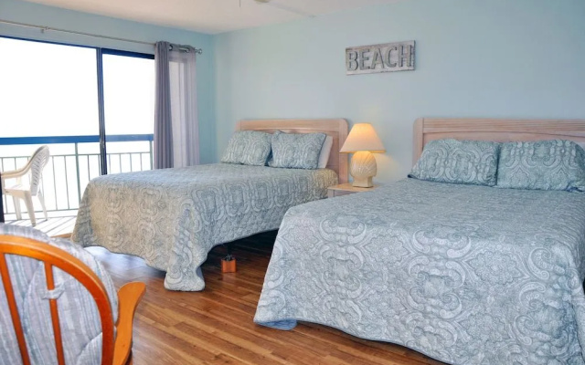 photo 5 of Oceans 708 by RedAwning