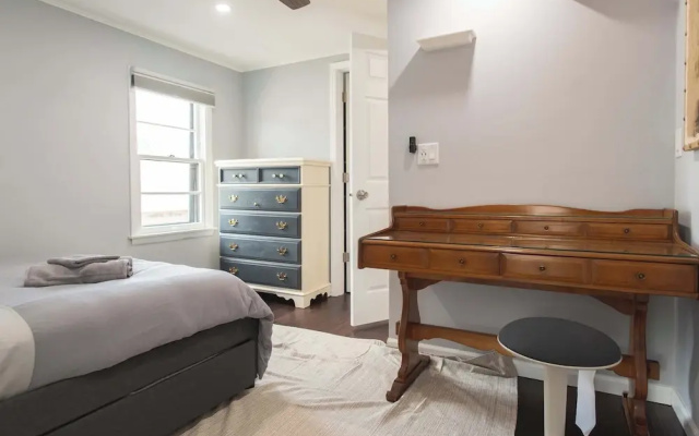 photo 2 of Chic Lake Geneva Apartment in Desirable Location!