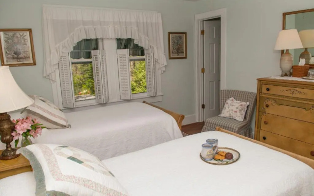 photo 5 of The Orchard Inn