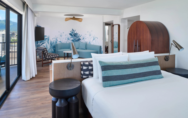 photo 3 of OUTRIGGER Waikiki Beach Resort