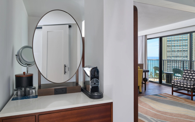 photo 5 of OUTRIGGER Waikiki Beach Resort