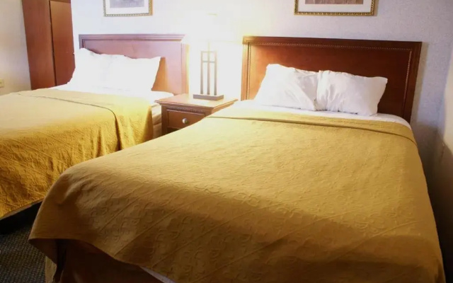 photo 5 of Raritan Hotel