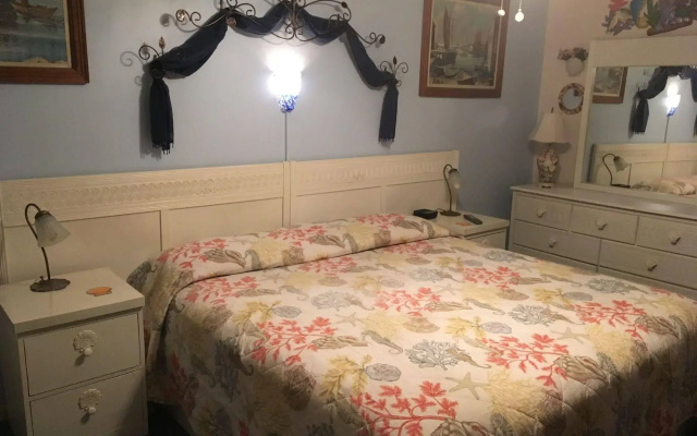 photo 4 of Suites at the Beach
