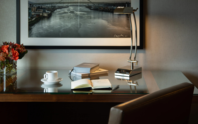 photo 5 of The Paramount Hotel