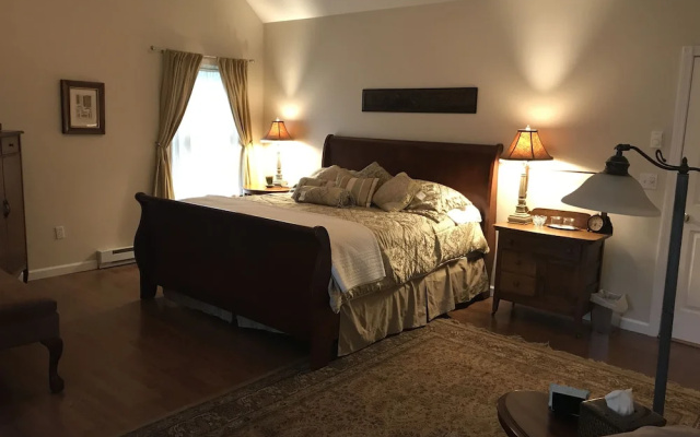 photo 3 of The Pawling House Bed & Breakfast