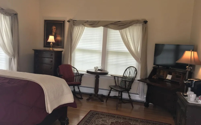 photo 4 of The Pawling House Bed & Breakfast
