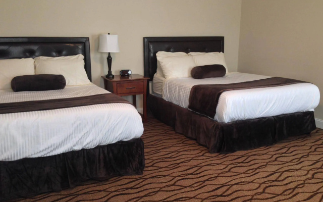 photo 2 of The Pelham Resort Motel