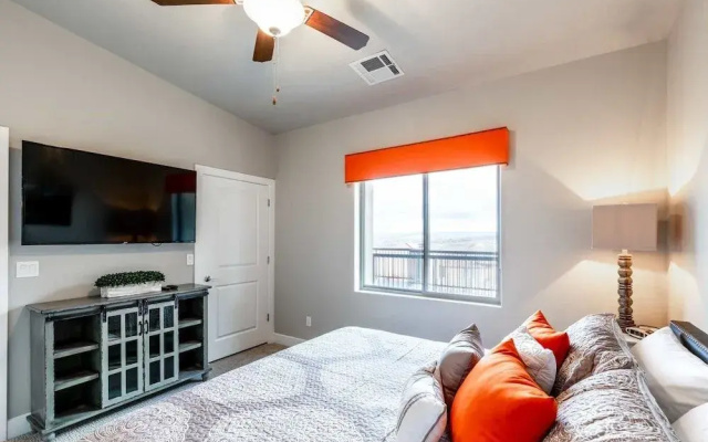 photo 5 of The Penthouse by RedAwning