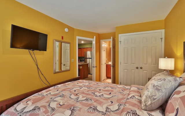 photo 3 of The Pico Escape: 3br/2ba Ski On/ski Off At Pico Mountain. Close To Killington. 3 Bedroom Condo
