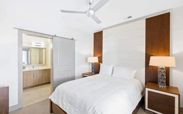 photo 4 of The Pointe 344 2 Bedroom Condo by RedAwning
